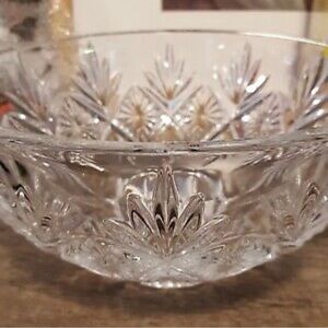 Marquis By Waterford Raymond 10" Crystal Bowl - Star + Wedge Cut